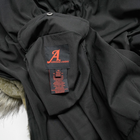 ADRIENNE LANDAU Reversible Faux Fur Coat (1X) - Picture 7 of 9